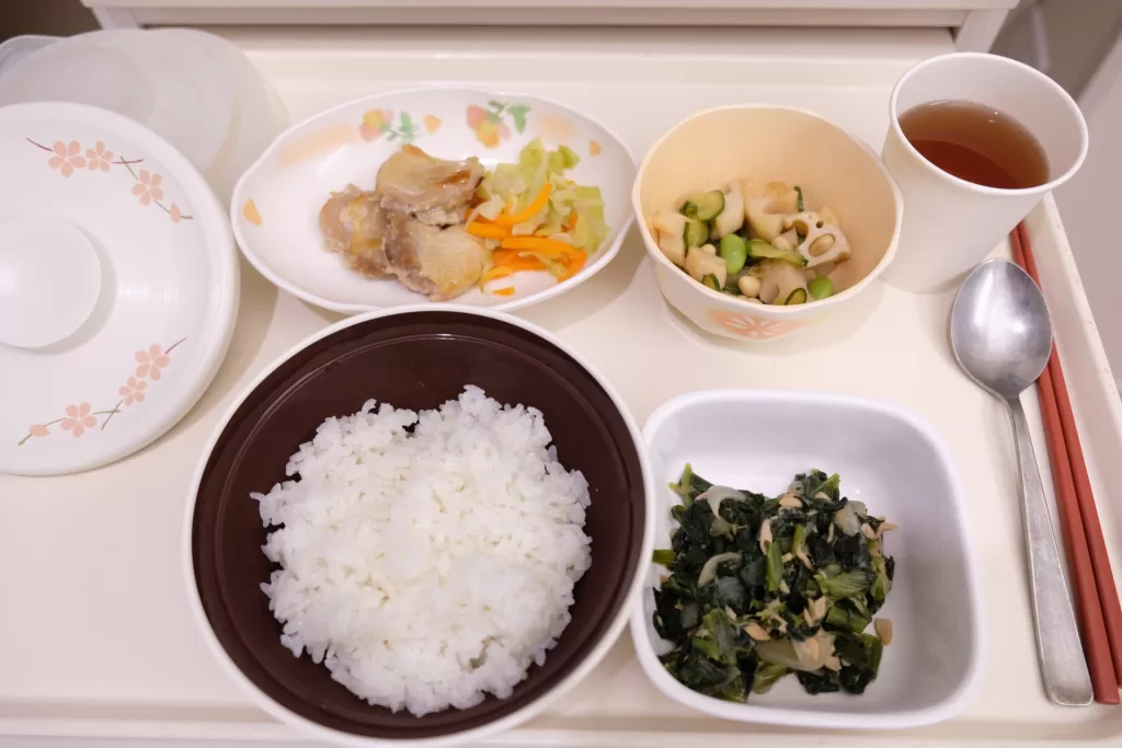 お食事