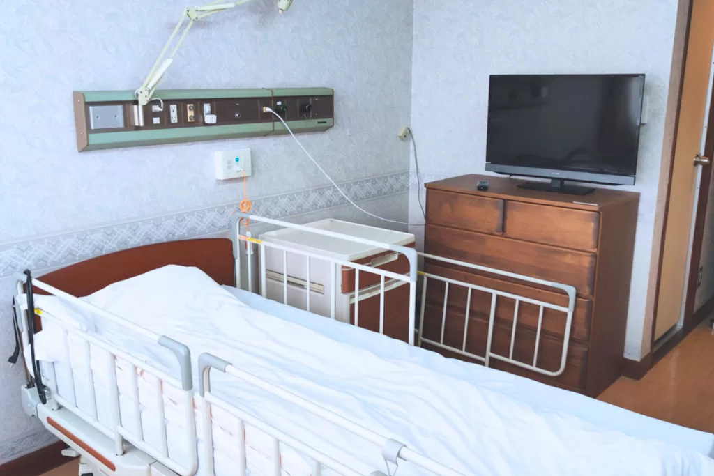 入院案内:405号室